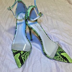 Pointy Toe Clear Band Heel w/ Ankle Strap